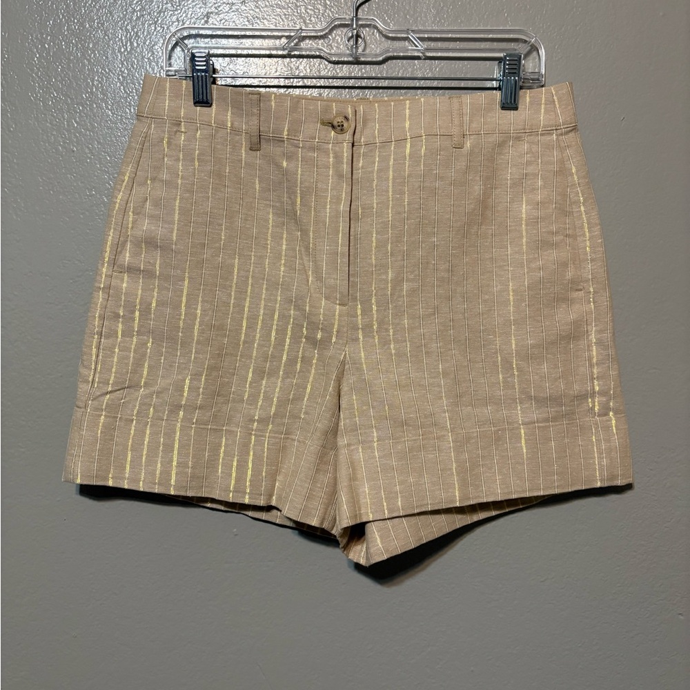 NWT Women’s J. Crew Light Tan Shorts with Gold Pinstripes Size 8 - Picture 12 of 16